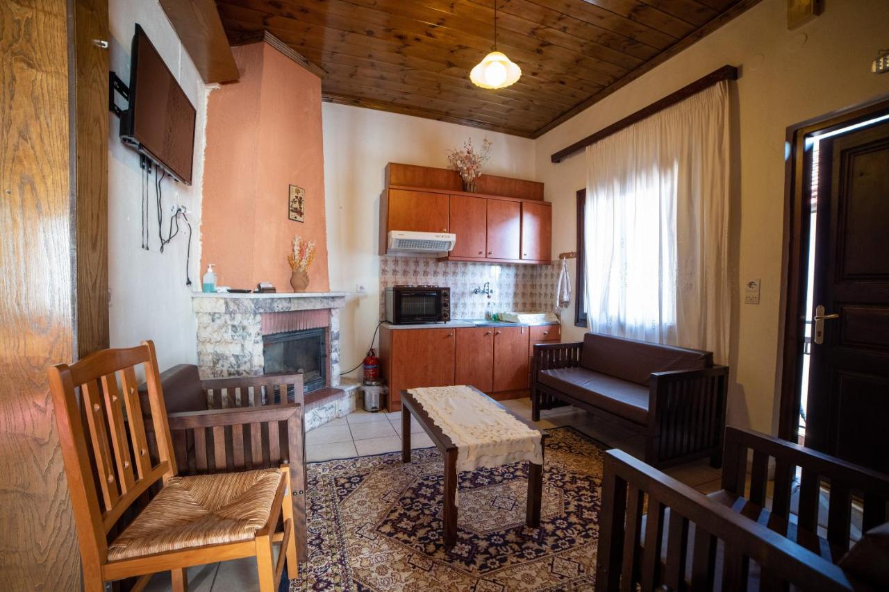 Mprizis Rooms Elati  Екстер'єр фото