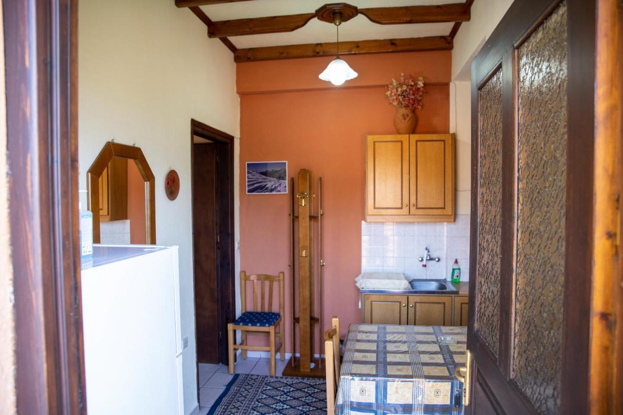 Mprizis Rooms Elati  Екстер'єр фото