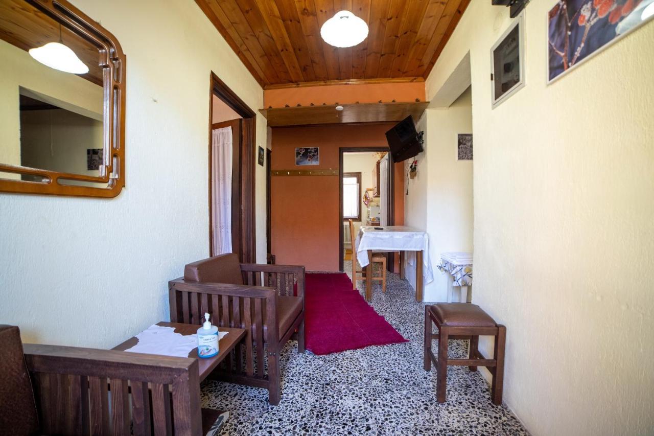 Mprizis Rooms Elati  Екстер'єр фото