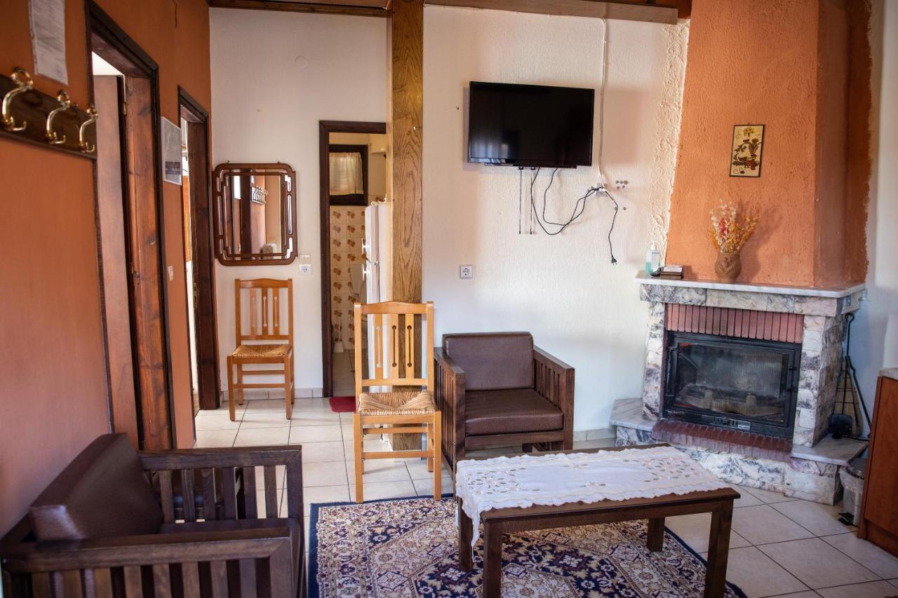 Mprizis Rooms Elati  Екстер'єр фото